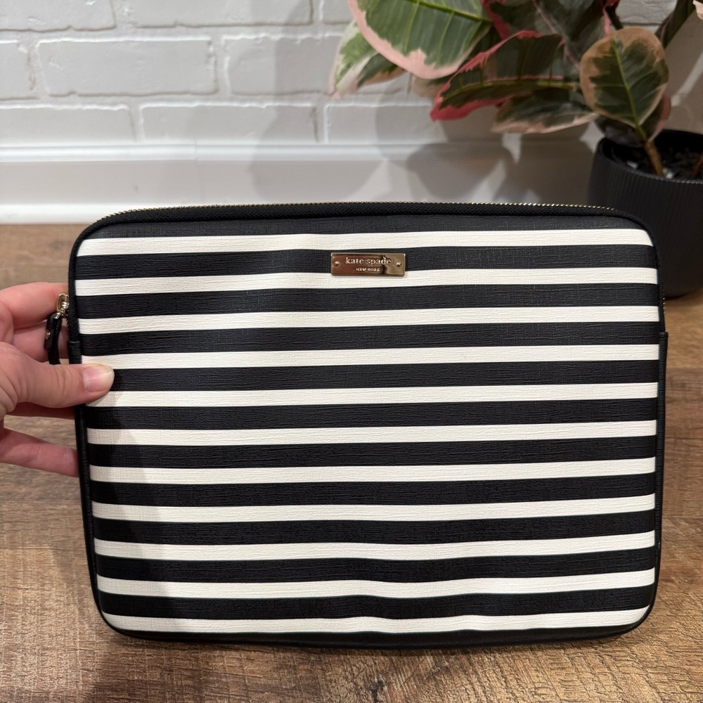 Kate Spade New York Black and White Striped Laptop Sleeve